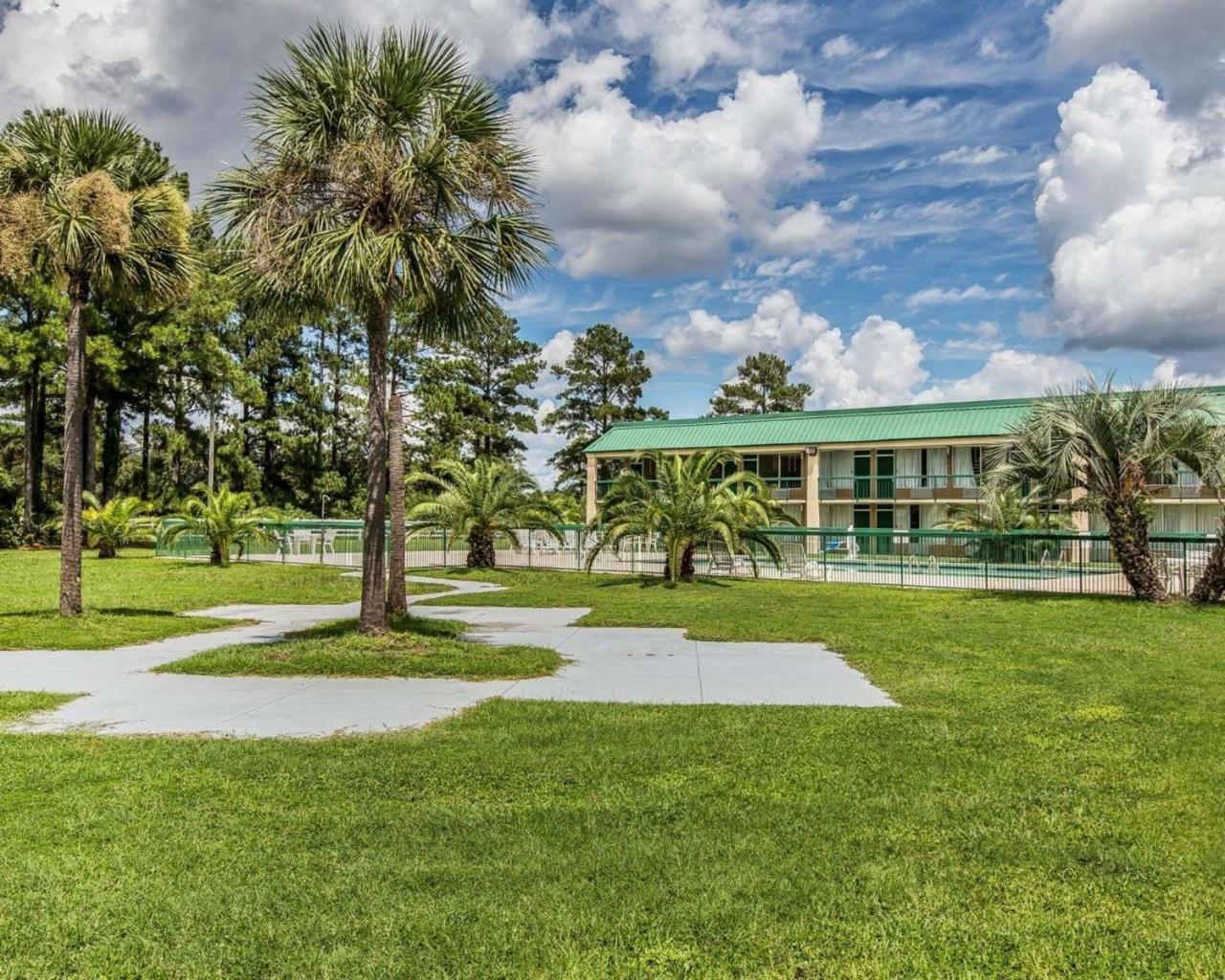 Econo Lodge Douglas Kültér fotó