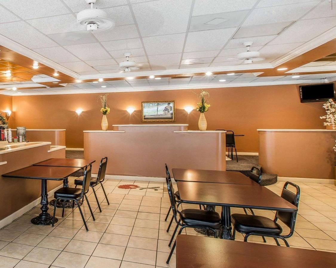 Econo Lodge Douglas Kültér fotó