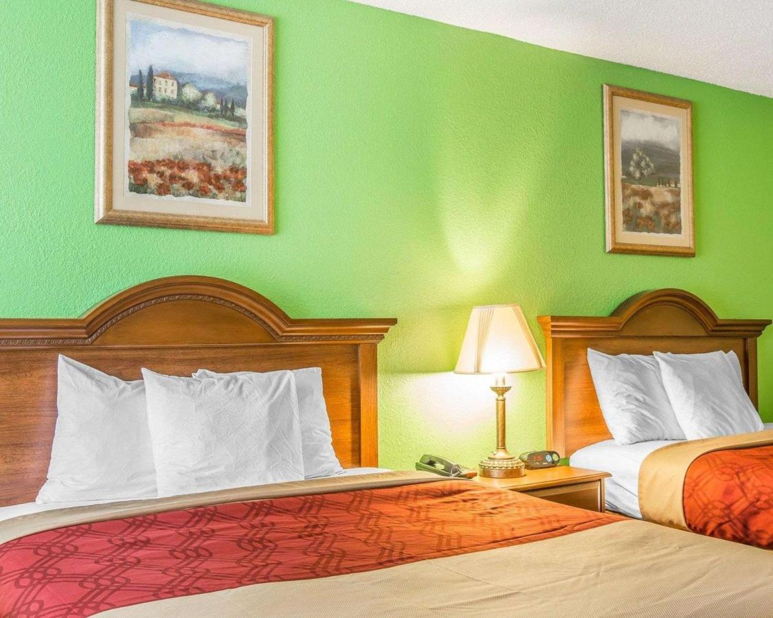 Econo Lodge Douglas Kültér fotó